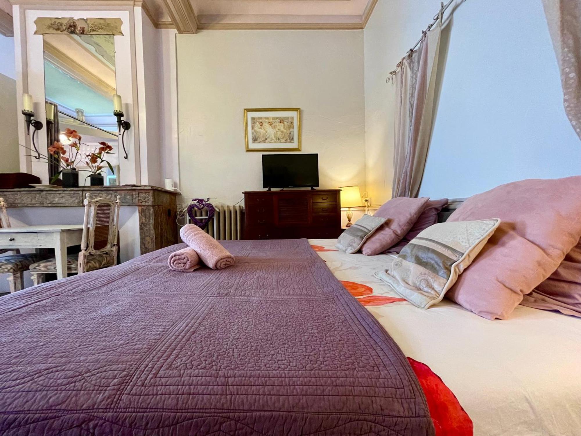 Cote Cite Appartements - Parking Prive - 100M Cite Medievale Carcassonne Buitenkant foto