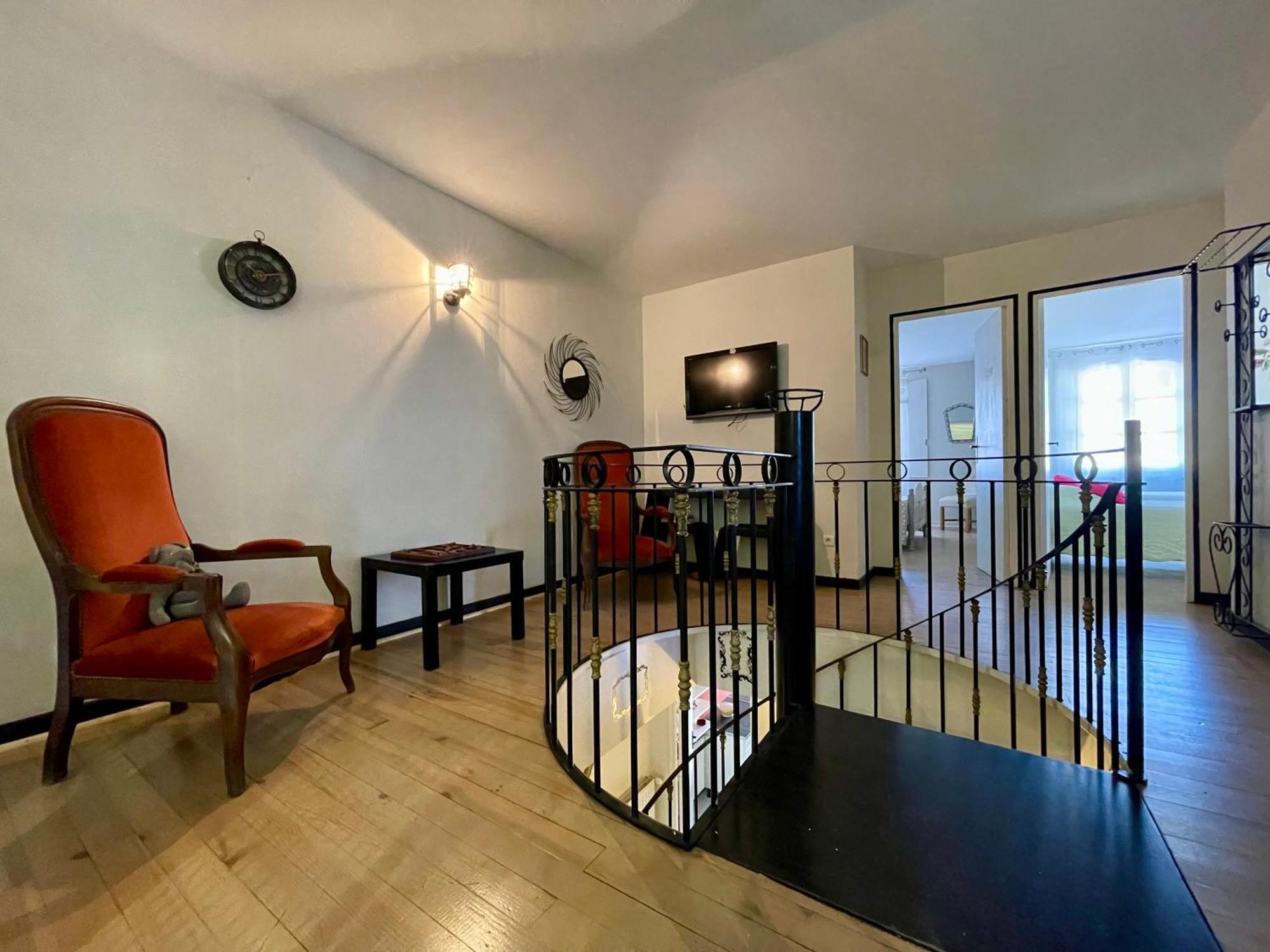 Cote Cite Appartements - Parking Prive - 100M Cite Medievale Carcassonne Buitenkant foto