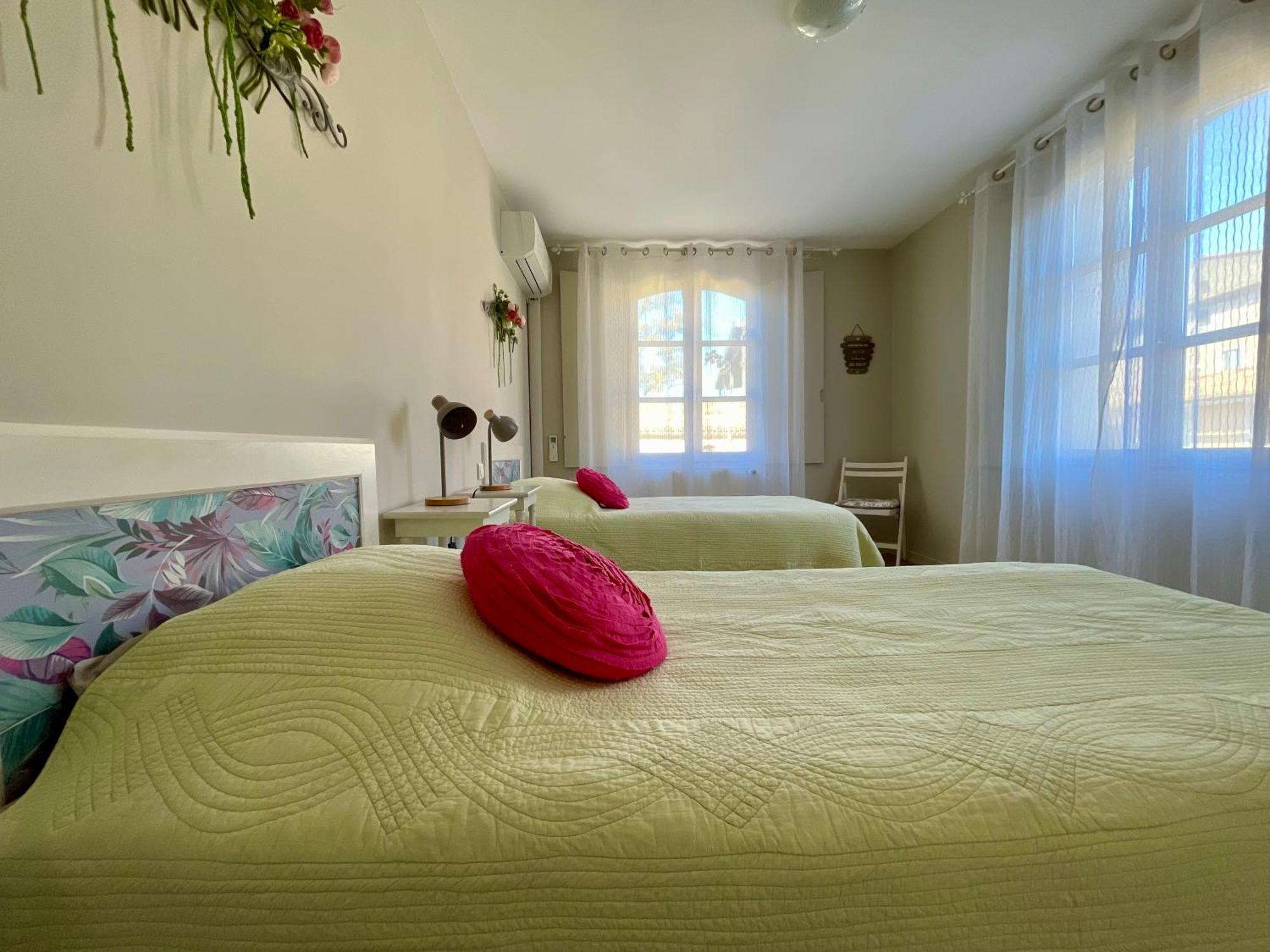 Cote Cite Appartements - Parking Prive - 100M Cite Medievale Carcassonne Kamer foto