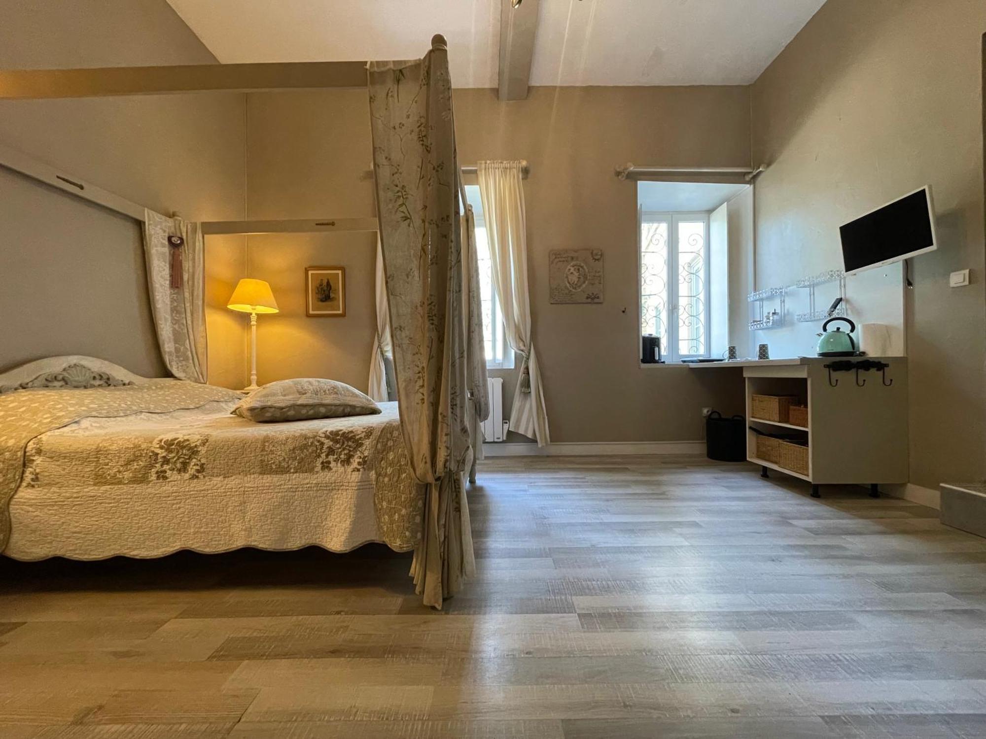 Cote Cite Appartements - Parking Prive - 100M Cite Medievale Carcassonne Kamer foto